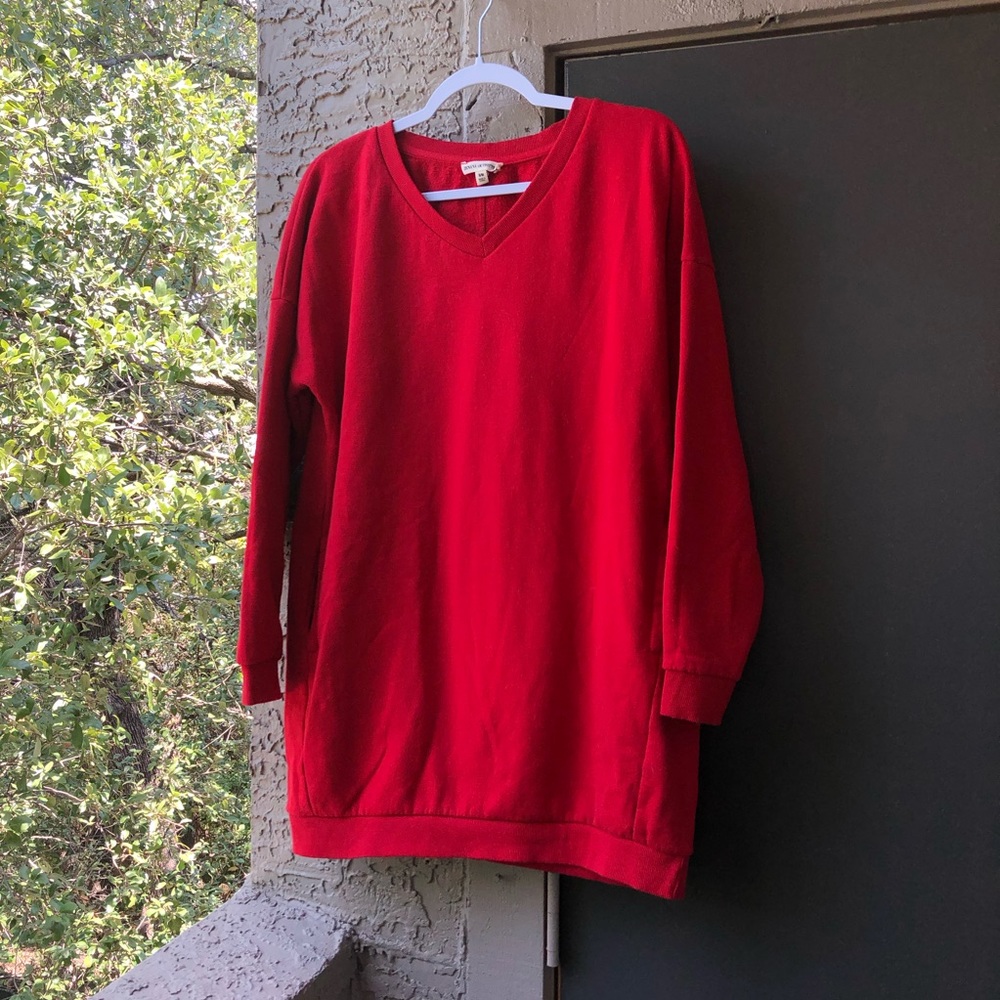 SOLD | Oversized Red Zenana Outfitters Sweatshirt